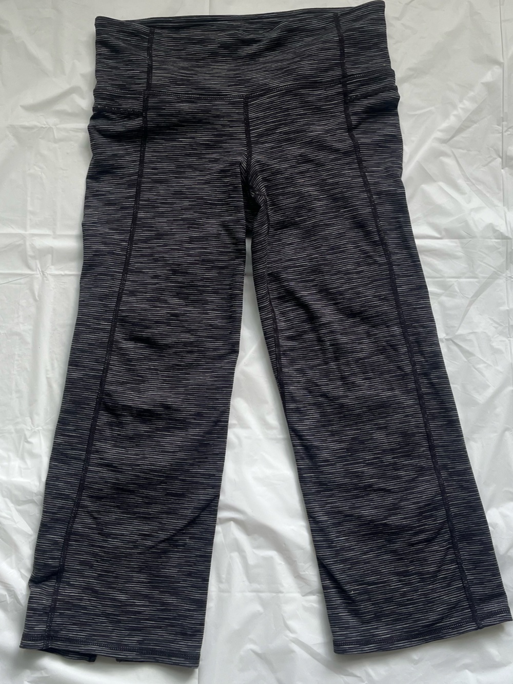 Athleta Cropped Capri Active Leggings - Heather Gray Stretch Gym Yoga